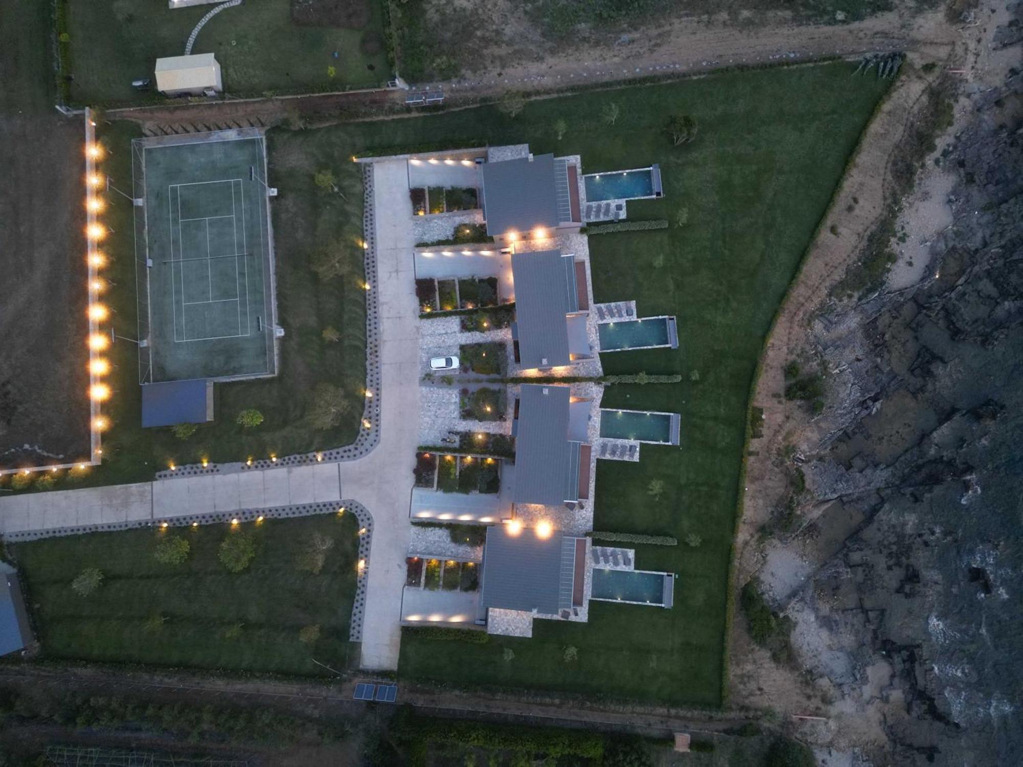Real Life Homes Luxurious Seafront Villas Each With Their Own Private Pools Korakokhórion 外观 照片